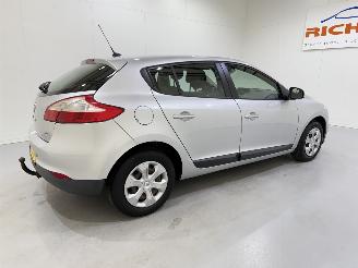 Renault Mégane HB 1.5 dCi FAP Dynamique picture 21