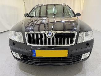 Skoda Octavia Combi 1.6 FSI Elegance Navi/Clima picture 2