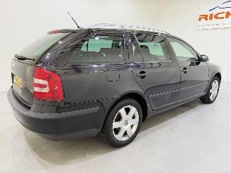 Skoda Octavia Combi 1.6 FSI Elegance Navi/Clima picture 26