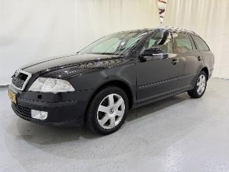 Skoda Octavia Combi 1.6 FSI Elegance Navi/Clima picture 24