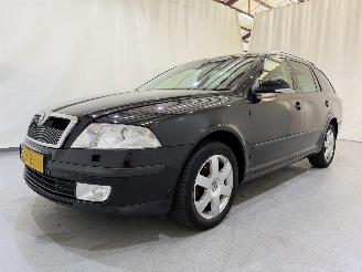 Skoda Octavia Combi 1.6 FSI Elegance Navi/Clima picture 14
