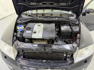 Skoda Octavia Combi 1.6 FSI Elegance Navi/Clima picture 16
