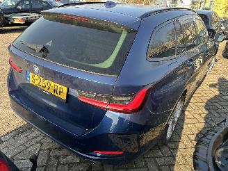 BMW 3-serie 320e  Hybrid Automaat Stationcar picture 8