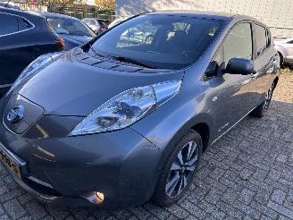 uszkodzony samochody osobowe Nissan Leaf Electric 30 kWh 2017/3