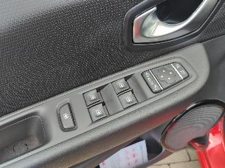 Renault Clio 0.9 TCe Intens Navi picture 21