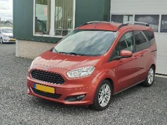  Ford Tourneo Courier 1.0 Titanium Clima 2015/1