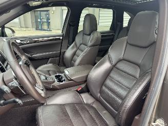Porsche Cayenne S E-HYBRID Panorama Xenon Leder Voll picture 9