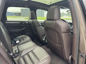 Porsche Cayenne S E-HYBRID Panorama Xenon Leder Voll picture 13