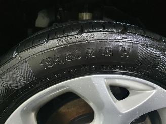 Ford Fiesta 1.25 Titanium picture 8