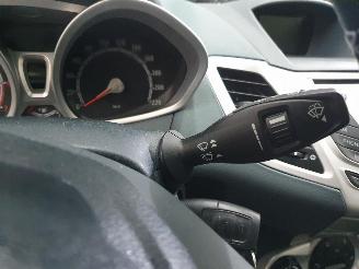 Ford Fiesta 1.25 Titanium picture 31