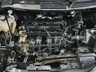 Ford Fiesta 1.25 Titanium picture 19