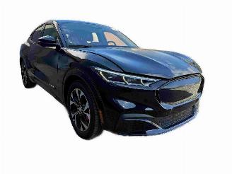 Uttjänta bilar auto Ford Mustang Mach-e Premium AWD 2022/10
