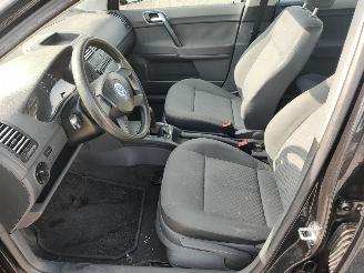 Volkswagen Polo 9N 1.2 Schwarz LC9Z Onderdelen picture 10