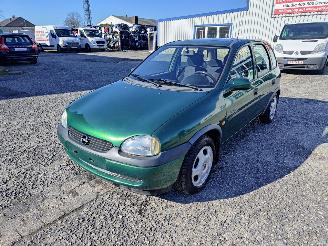 Salvage car Opel Corsa B 1.0 12V Onderdelen Groen Z369 X10XE Motor 1997/10