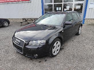 Salvage car Audi A3 1.6 Zwart LZ9Y Onderdelen JHT Versnellingsbak 2006/12