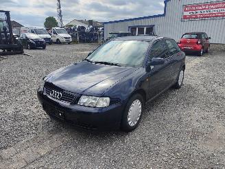 bruktbiler auto Audi A3 1.6 Blauw LZ5L Onderdelen AEH Motor 1997/8