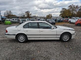 BMW 7-serie 728i E38 picture 4