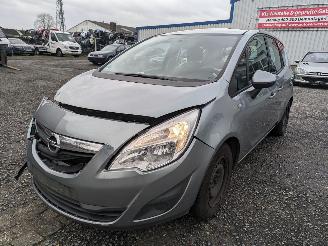Démontage voiture Opel Meriva 1.4 2010/7