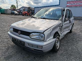 disassembly passenger cars Volkswagen Golf 1.6 1997/4