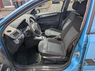 Opel Astra 1.6 picture 10