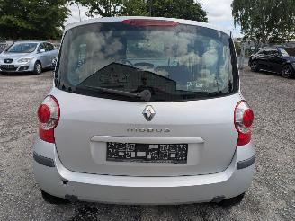 Renault Modus 1.6 picture 6