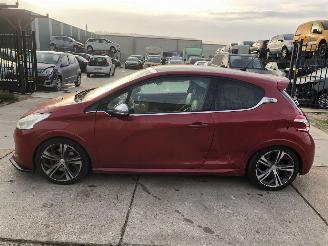 Coche accidentado Peugeot 208 GTI 200pk orig 56 dkm 2014/3
