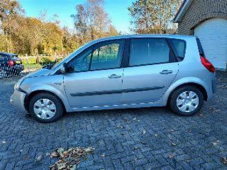 Renault Scenic  picture 1