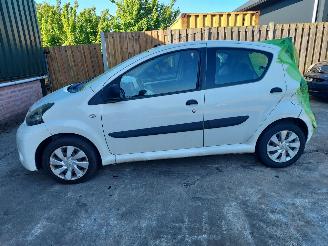 Toyota Aygo  picture 1