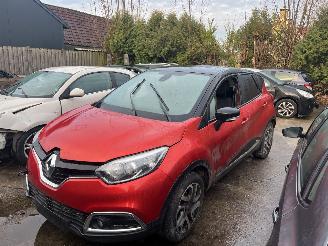 Renault Captur  picture 1