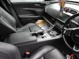 Jaguar XE XE, Sedan, 2015 2.0d 180 16V picture 7