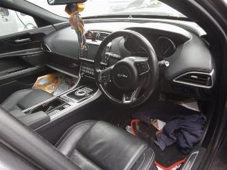 Jaguar XE XE, Sedan, 2015 2.0d 180 16V picture 5