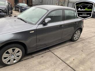 BMW 1-serie 1 serie (E87/87N), Hatchback 5-drs, 2003 / 2012 118d 16V picture 5