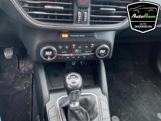 Ford Focus Focus 4, Hatchback, 2018 1.0 Ti-VCT EcoBoost 12V 125 picture 14