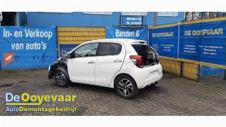 Coche siniestrado Peugeot 108 108, Hatchback, 2014 1.0 12V 2014/12