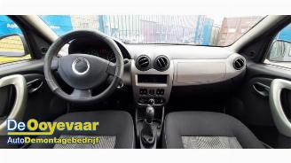 Dacia Sandero Sandero I (BS), Hatchback, 2008 / 2013 1.2 16V picture 2