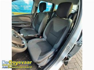 Renault Clio Clio IV Estate/Grandtour (7R), Combi 5-drs, 2012 / 2021 1.5 Energy dCi 90 FAP picture 8