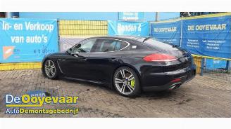 Coche siniestrado Porsche Panamera Panamera (970), Liftback, 2009 / 2016 3.0 V6 24V S E-Hybrid 2014/11