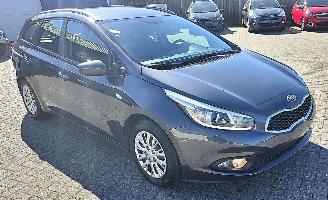  Kia Cee d Kia Ceed Sportswagon Dream Team 2015/4