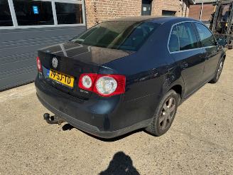 Volkswagen Jetta  picture 3