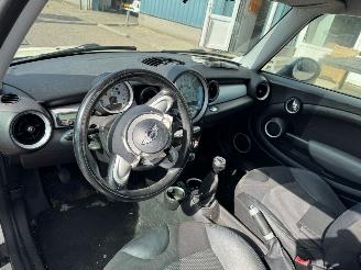 Mini Mini Clubman 1.6 Cooper Pepper picture 8