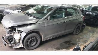 Vrakbiler auto Volkswagen Polo Polo VI (AW1), Hatchback 5-drs, 2017 1.0 TSI 12V 2018/1
