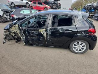 Peugeot 208 208 I (CA/CC/CK/CL), Hatchback, 2012 / 2019 1.2 Vti 12V PureTech 82 picture 3