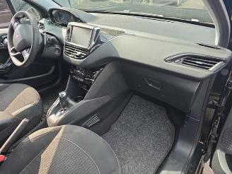 Peugeot 208 208 I (CA/CC/CK/CL), Hatchback, 2012 / 2019 1.2 Vti 12V PureTech 82 picture 16