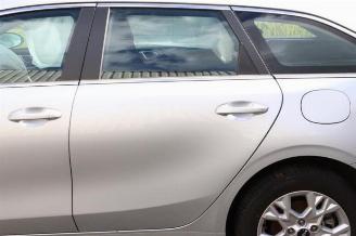 Kia Cee d Ceed Sportswagon (CDF), Combi 5-drs, 2018 1.0i T-GDi 12V picture 26