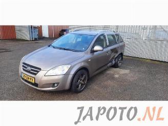 Purkuautot passenger cars Kia Cee d Cee'd Sporty Wagon (EDF), Combi, 2007 / 2012 2.0 16V 2008/4
