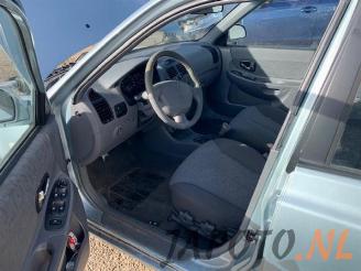 Hyundai Accent Accent, Sedan, 2000 / 2006 1.6 16V picture 11