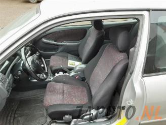 Toyota Corolla Corolla (EB/WZ/CD), Hatchback, 2000 / 2002 1.6 16V VVT-i picture 8