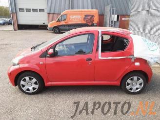 Toyota Aygo Aygo (B10), Hatchback, 2005 / 2014 1.0 12V VVT-i picture 2