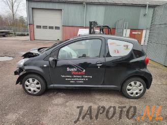 Toyota Aygo Aygo (B10), Hatchback, 2005 / 2014 1.0 12V VVT-i picture 2