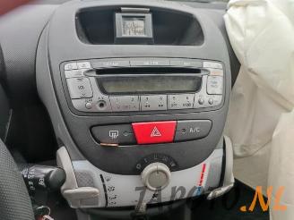 Toyota Aygo Aygo (B10), Hatchback, 2005 / 2014 1.0 12V VVT-i picture 12